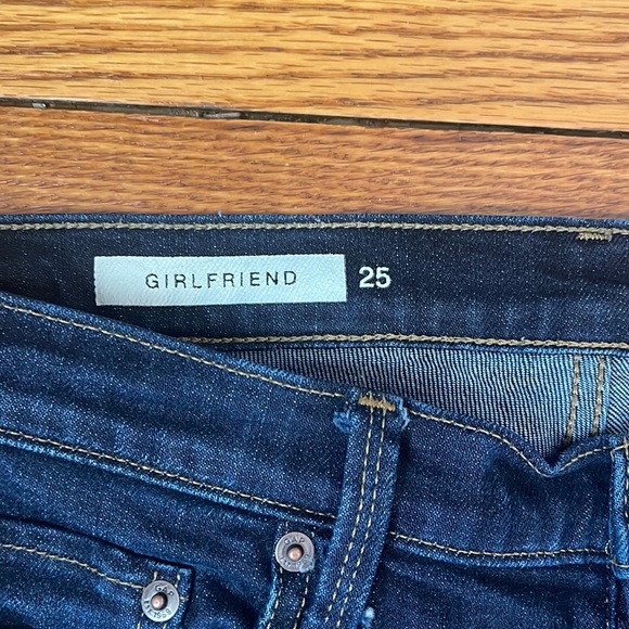 Gap boyfriend cropped jean, size 25 - Picture 2 of 3